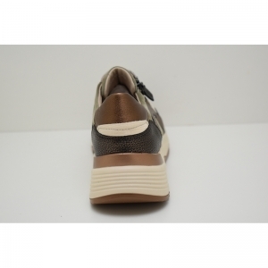 LAONIE CE. walnut