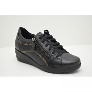 CHLEA black