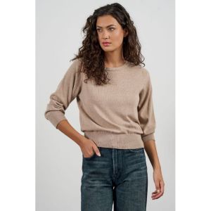 632092-TRUI camel