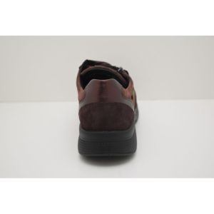 IZAE  plum